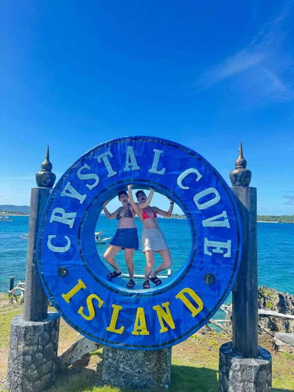 boracay-group-island-hopping-w-lunch-and-crystal