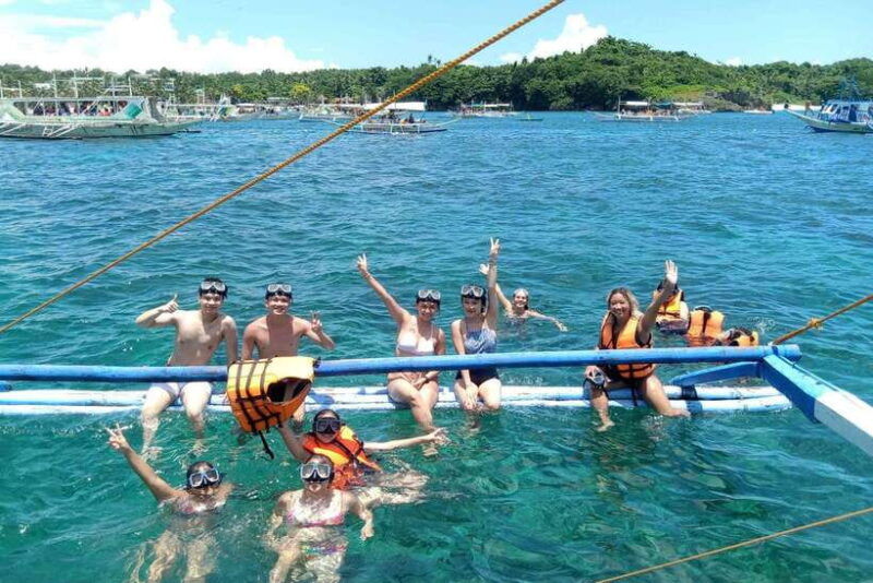 boracay-island-hopping-boat-tour-with-crystal-cove-entry