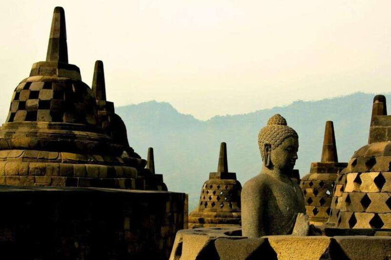 borobudur-climb-up-and-prambanan-private-tour
