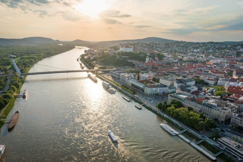 bratislava-old-town-private-walking-tour-with-danube-cruise
