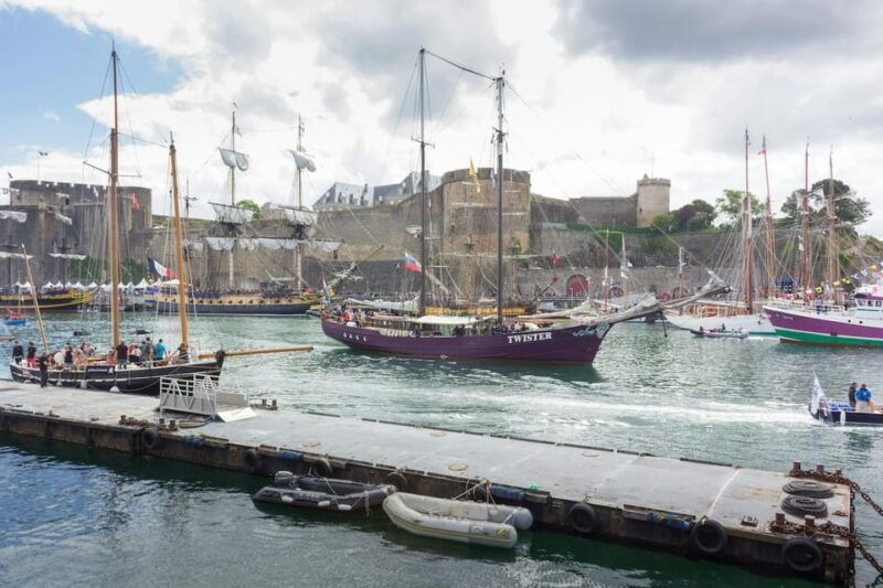 brest-historical-walking-tour-with-telepherique-ride