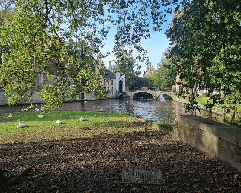 bruges-highlights-hidden-gems-chocolate-private-tour