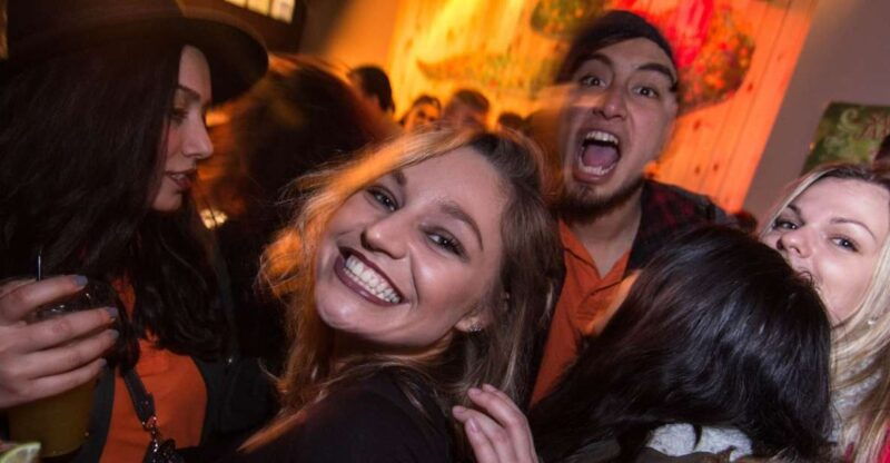 brussels-pub-crawl-and-nightlife-party-experience