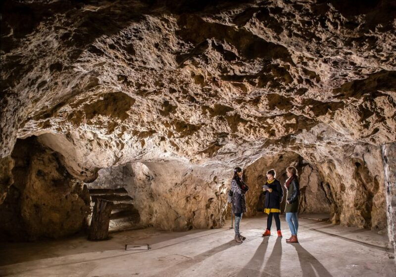 budapest-buda-castle-cave-tour
