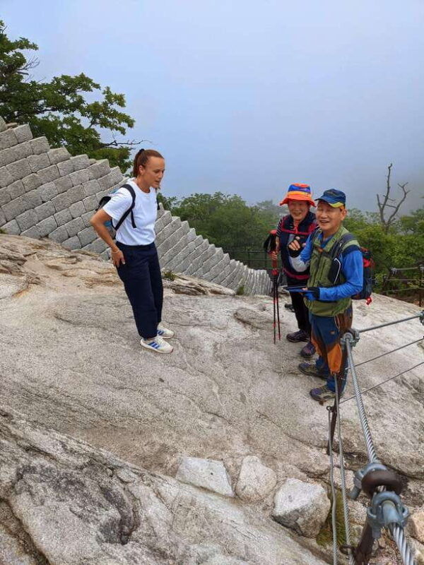 bukhansan-national-park-the-summit-course