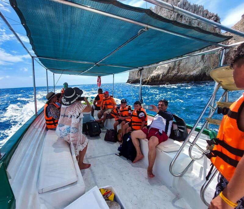 cabo-san-lucas-classic-tour-to-the-arch-in-glass-bottom