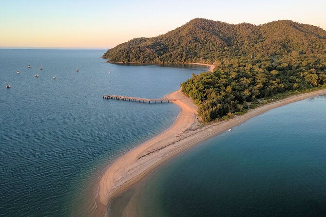 Cairns: Semi-Private | Outer Reef Snorkel & Dunk Island - Key Points