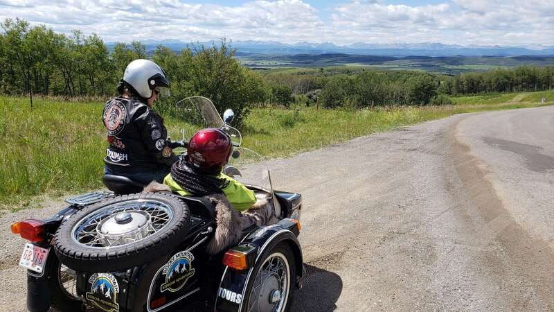 calgary-sidecar-motorcycle-tour-of-rocky-mountain-foothills