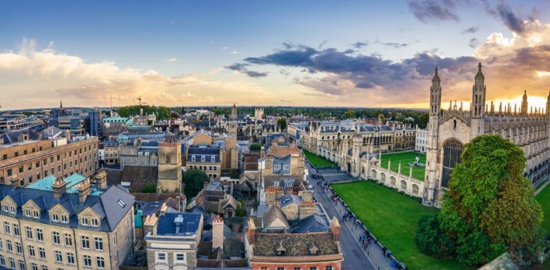 cambridge-alumni-led-walking-punting-tour-w-kings-college