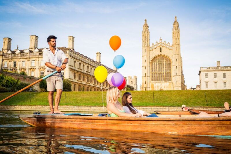 cambridge-shared-punting-tour-with-guide