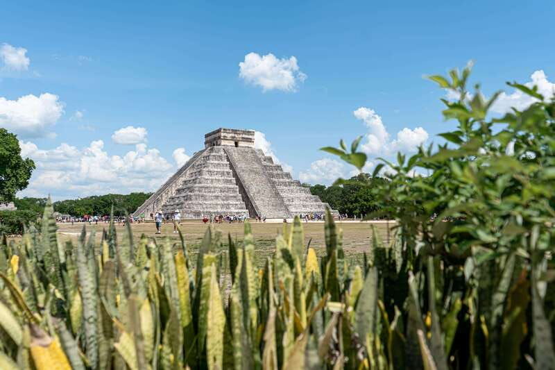 cancun-chichen-itza-early-access-tour-with-transportation