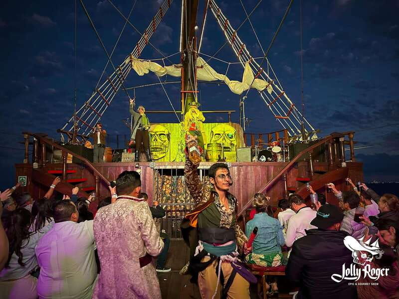 cancun-jolly-roger-pirate-dinner-cruise-2025