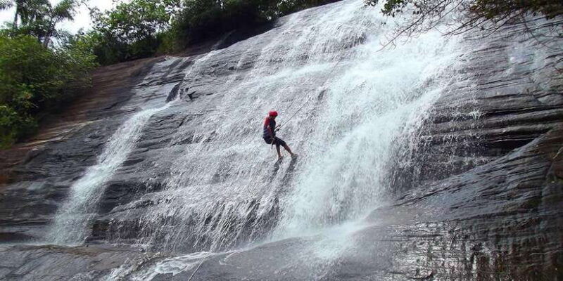 canyoning-adventure-in-kithulgala