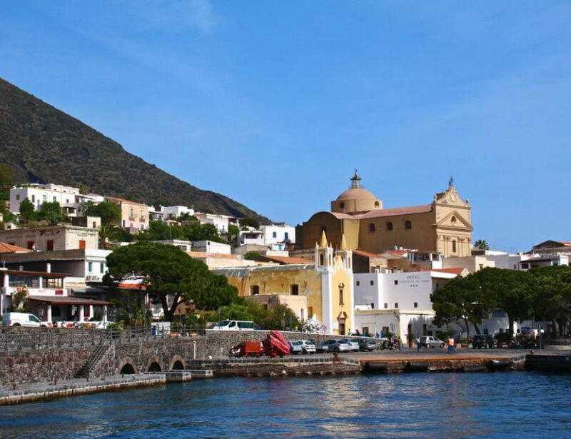 capo-dorlando-mini-cruises-to-salina-panarea-and-stromboli