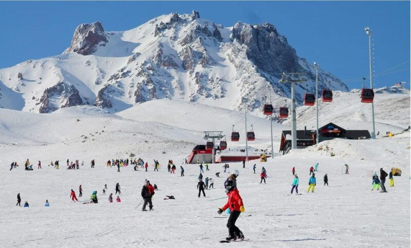 cappadocia-mount-erciyes-skiing-and-snowboarding-tour