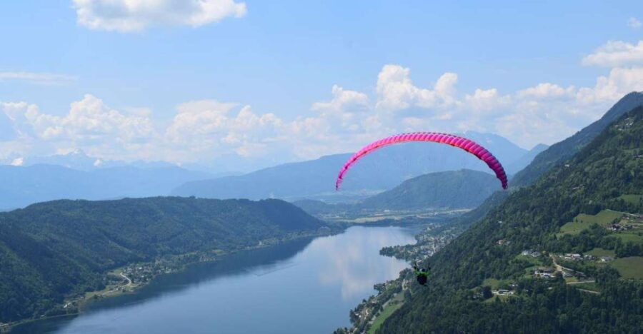 carinthia-villach-tandem-paragliding-flight