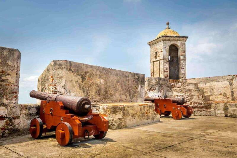 cartagena-bilingual-citytour-san-felipe-castle-old-city