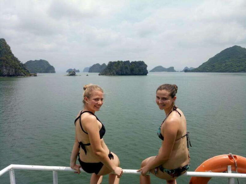 cat-ba-island-full-day-cruise-to-lan-ha-bay-and-ha-long-bay
