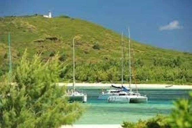 Catamaran, BBQ, Ile Gabriel , Ile Plate ,Coin de Mire - Key Points