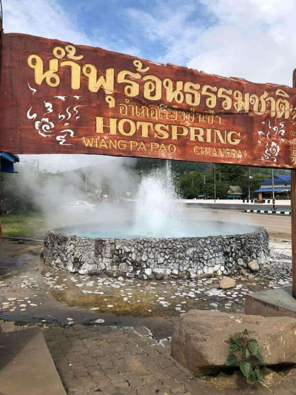 chiang-mai-chiang-rai-white-blue-black-temples-day-tour