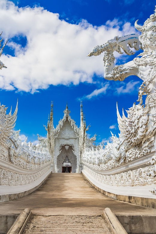 chiang-rai-temples-waterfalls-golden-triangle-guided-tour
