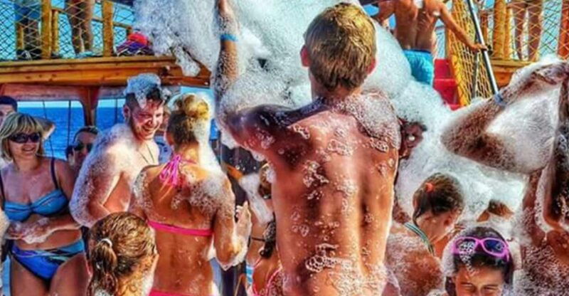 city-of-side-dolphin-island-boat-tour-with-bbq-foam-party