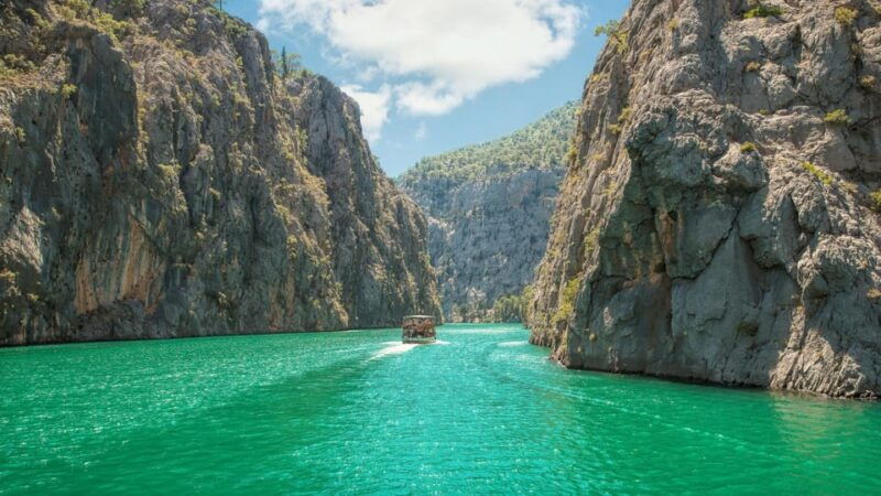 city-of-side-green-canyon-boat-trip-w-unlimited-soft-drinks