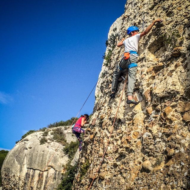 climbing-discovery-session-in-the-calanques-near-marseille