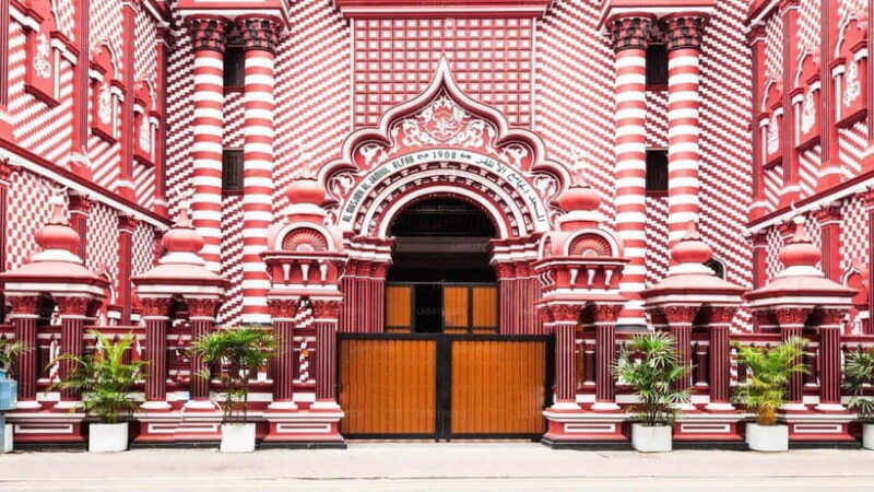 colombo-city-exploration-with-banana-leaf-lunch