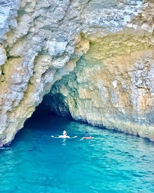 cominos-best-in-a-flash-caves-coves-beaches-boat-tour