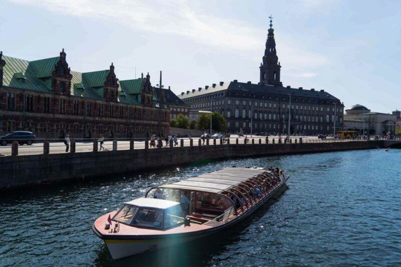 copenhagen-classic-canal-tour-the-harbour