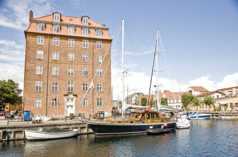 copenhagen-traces-of-the-slave-trade-tour-with-storyhunt