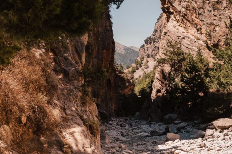 crete-samaria-gorge-hiking