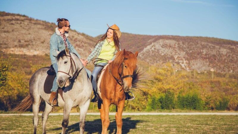 cusco-horseback-ride-temple-of-the-moon-and-chacan-mountain-2