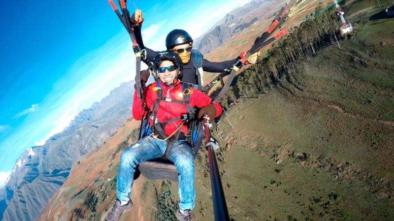 cuscoparagliding-flight-over-the-sacred-valley-of-the-incas