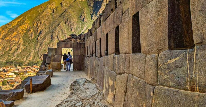 cuscosacred-valley-pisaqollantaytambochinchero-with-lunch