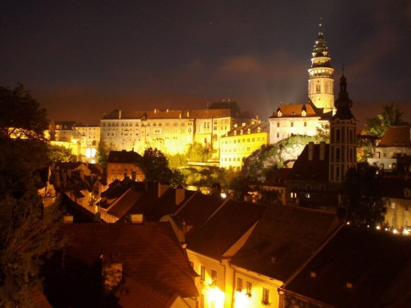 czech-krumlov-night-walking-tour-with-a-professional-guide
