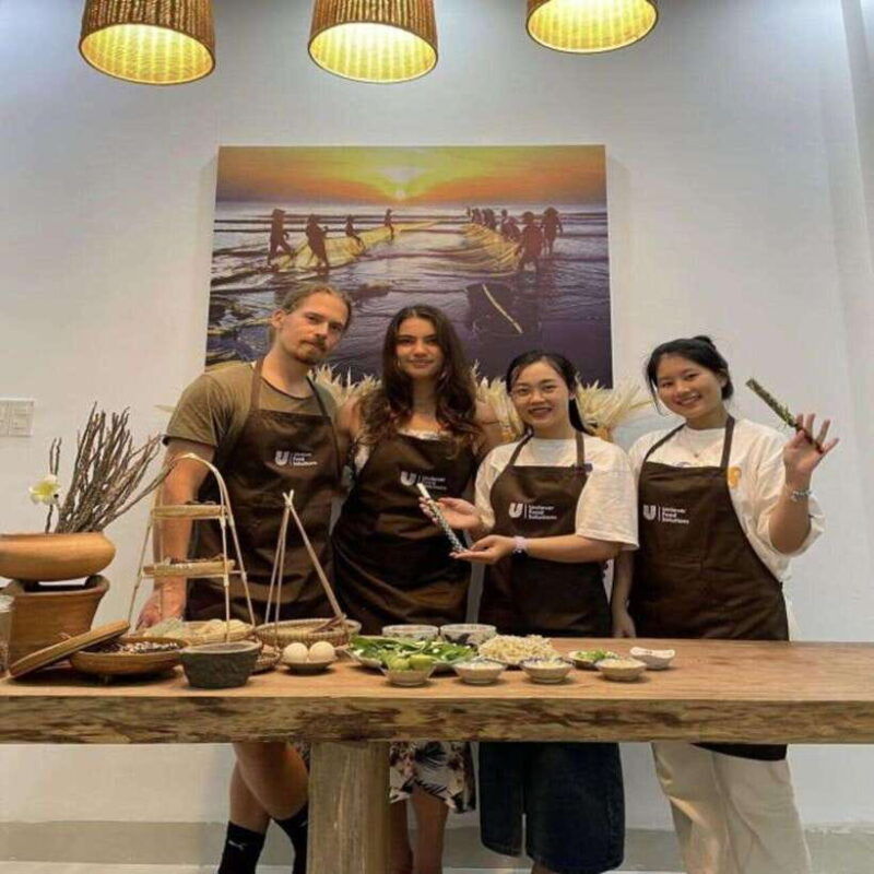 da-nang-cooking-pho-vietnamese-dishes-with-local-chef