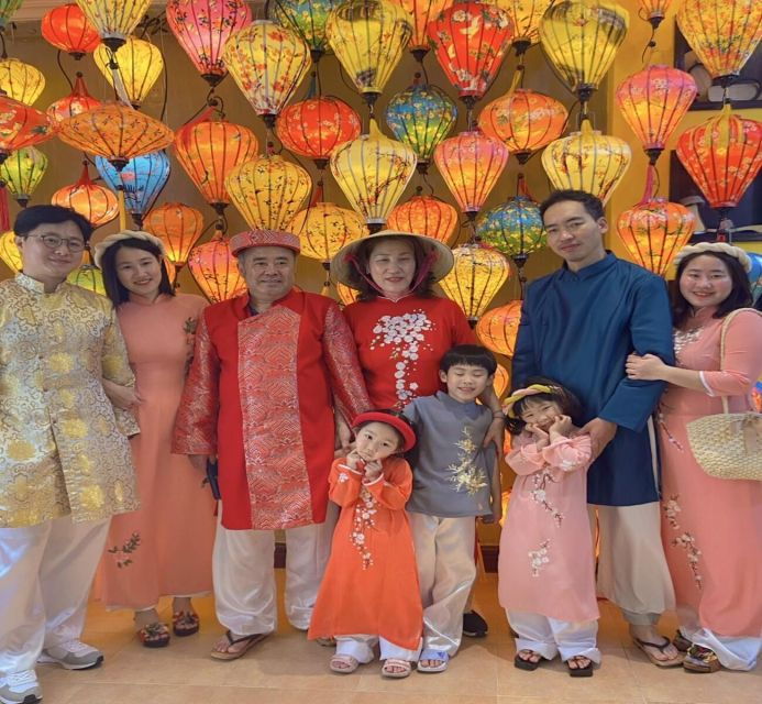 da-nang-experience-vietnamese-elegance-w-ao-dai-in-showroom