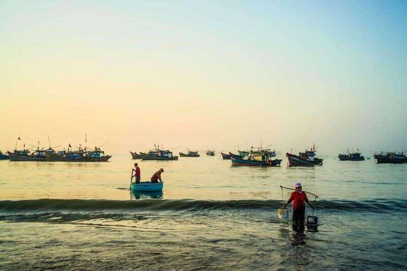 danang-on-the-waterfront-photography-tour
