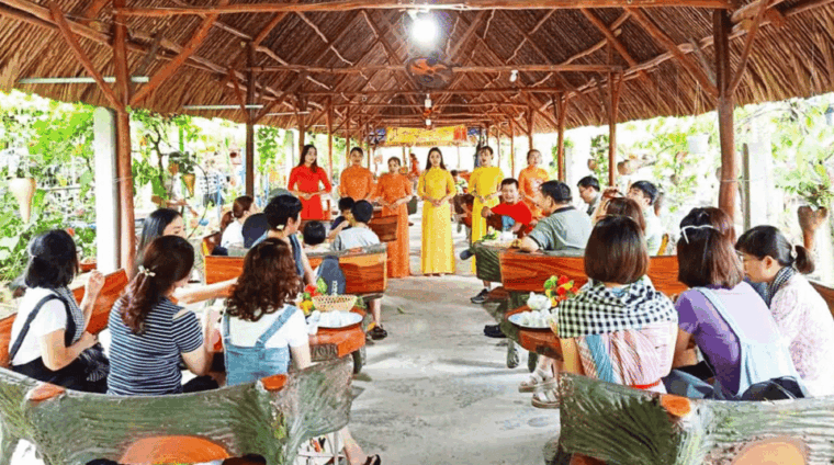 day-trip-explore-the-beauty-of-the-mekong-delta