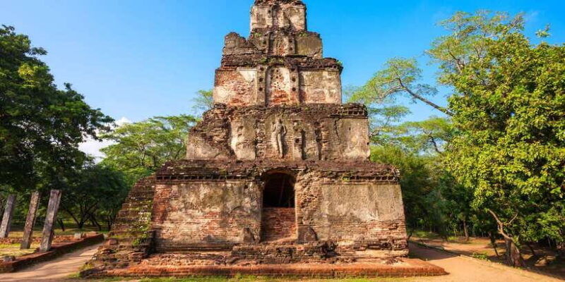 day-trip-to-the-ancient-city-of-polonnaruwa-from-negombo