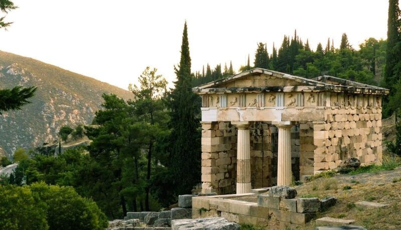 delphi-skip-the-line-private-tour-expert-guide-admission