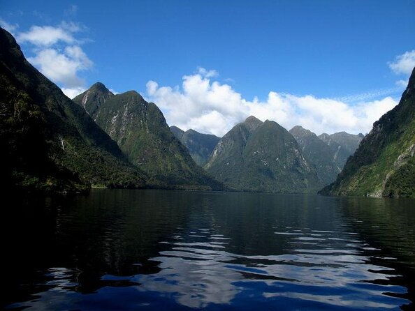 Discover Doubtful Sound // Helicopter Scenic Flight from Te Anau - Key Points