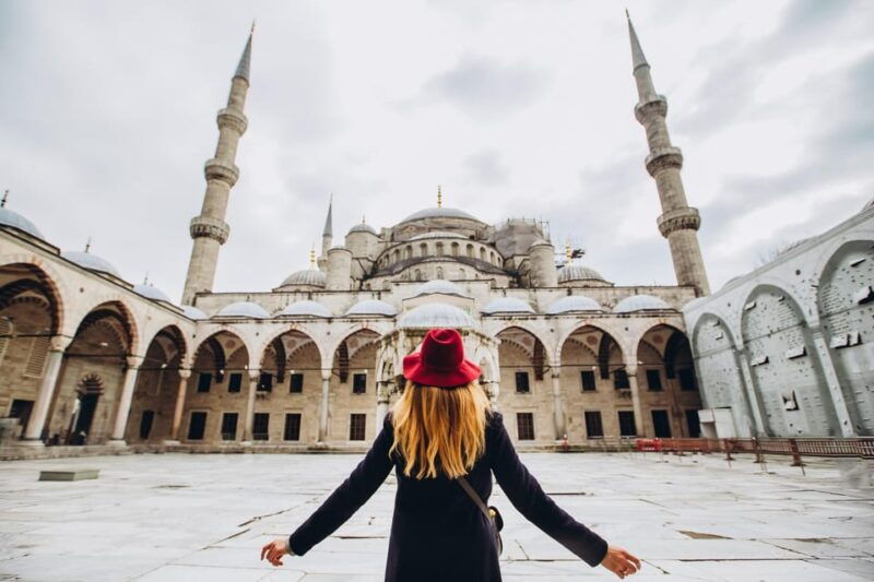 discover-istanbul-blue-mosque-chora-church-balat-tour