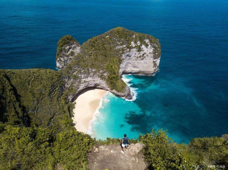 discover-nusa-penida-full-day-west-east-coast-scenic-tour