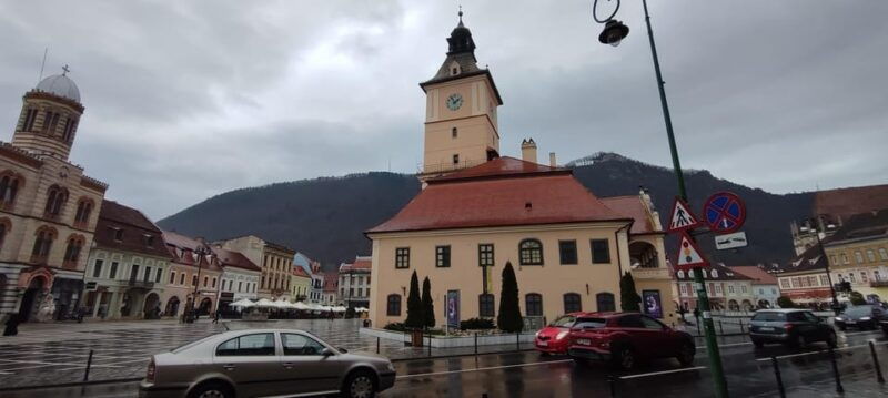 dracula-castle-peles-castle-and-brasov-private-day-tour