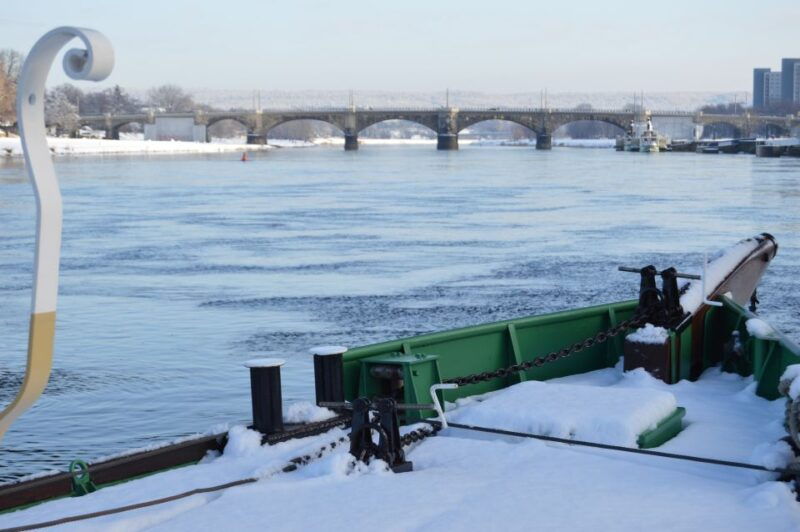 dresden-paddle-steamer-winter-cruise-to-pillnitz