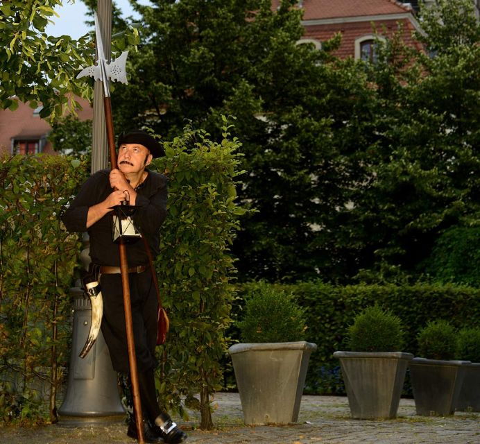 dresden-tour-of-the-baroque-quarter-with-a-night-watchman