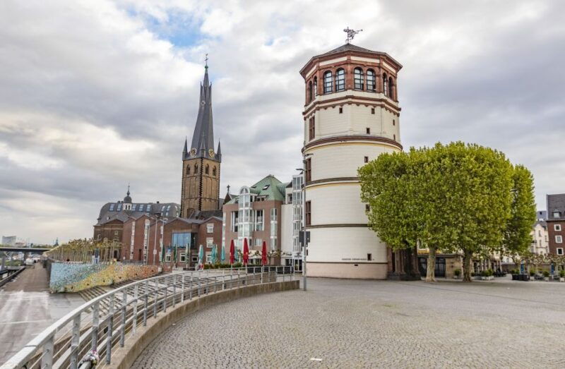 dusseldorf-capture-the-most-photogenic-spots-with-a-local